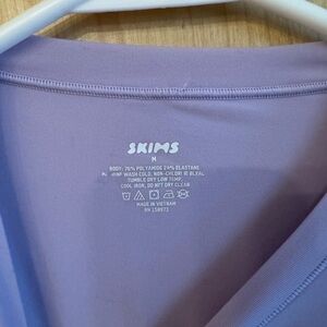 SKIMS Light Purple V-Neck Top